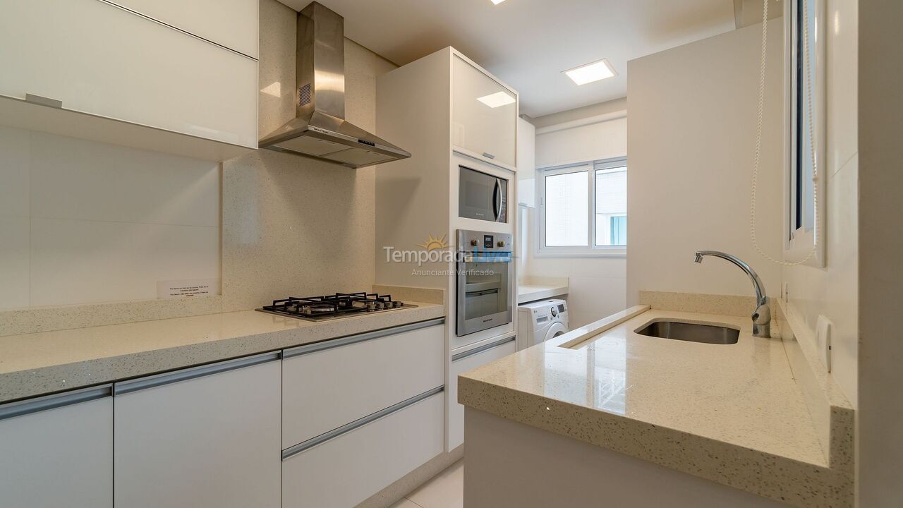 Apartamento para alquiler de vacaciones em Bombinhas (Praia de Bombas)