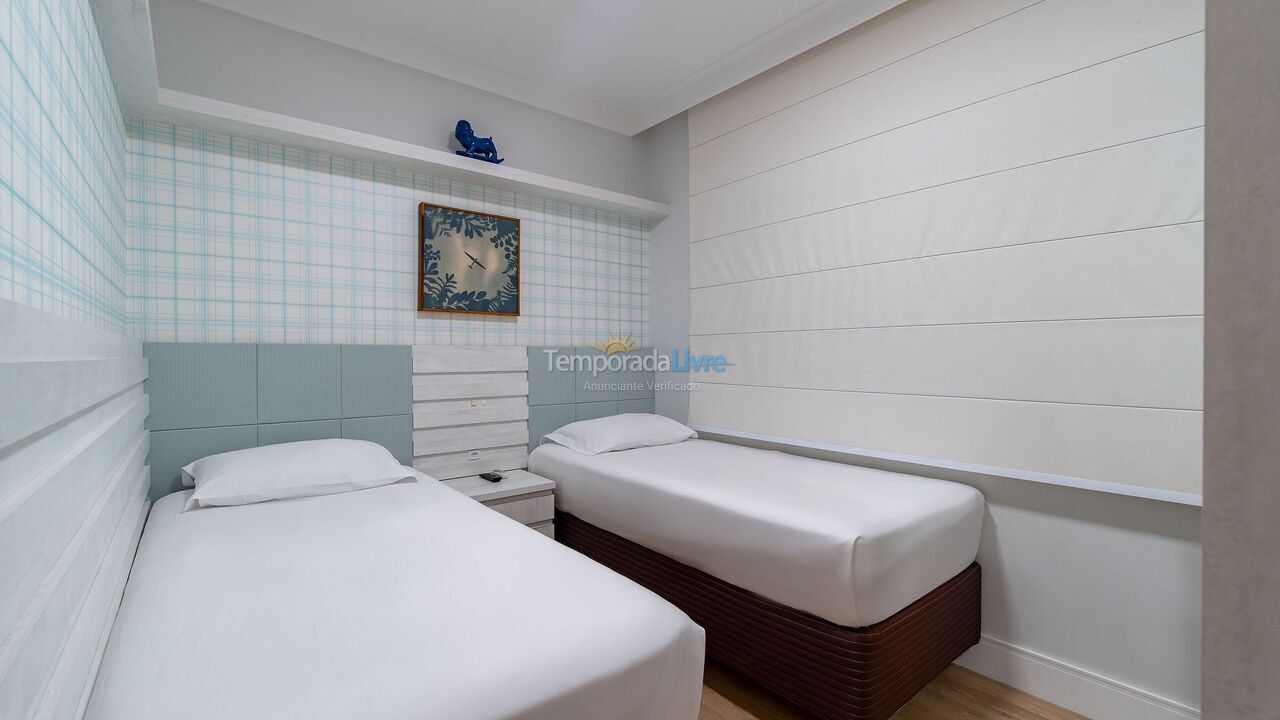 Apartamento para alquiler de vacaciones em Bombinhas (Praia de Bombas)