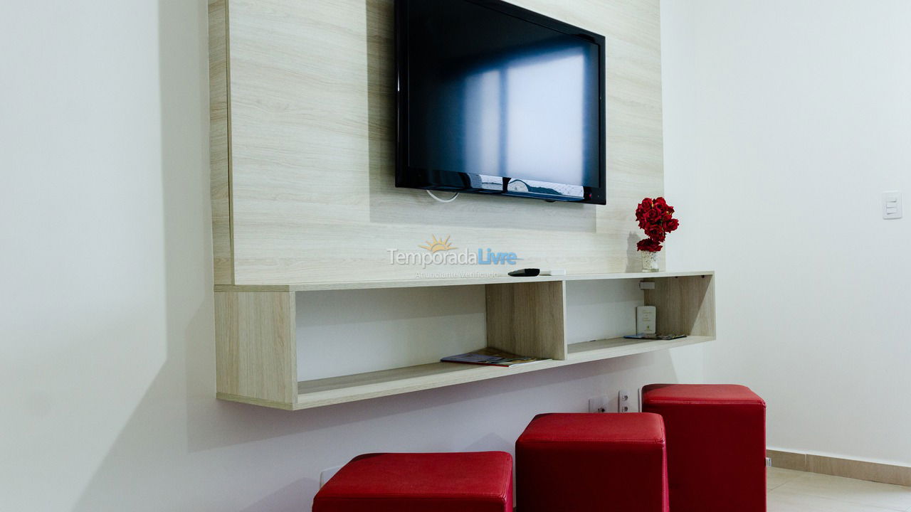 Apartamento para aluguel de temporada em Guarujá (Pitangueiras)