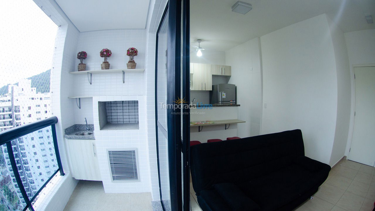 Apartamento para aluguel de temporada em Guarujá (Pitangueiras)
