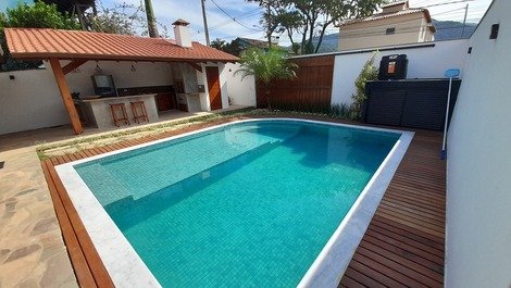 Janamar House on Jabaquara Beach with heated pool