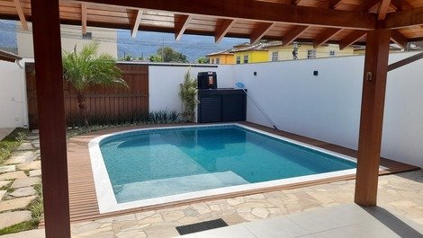 Casa Janamar na Praia do Jabaquara com piscina aquecida