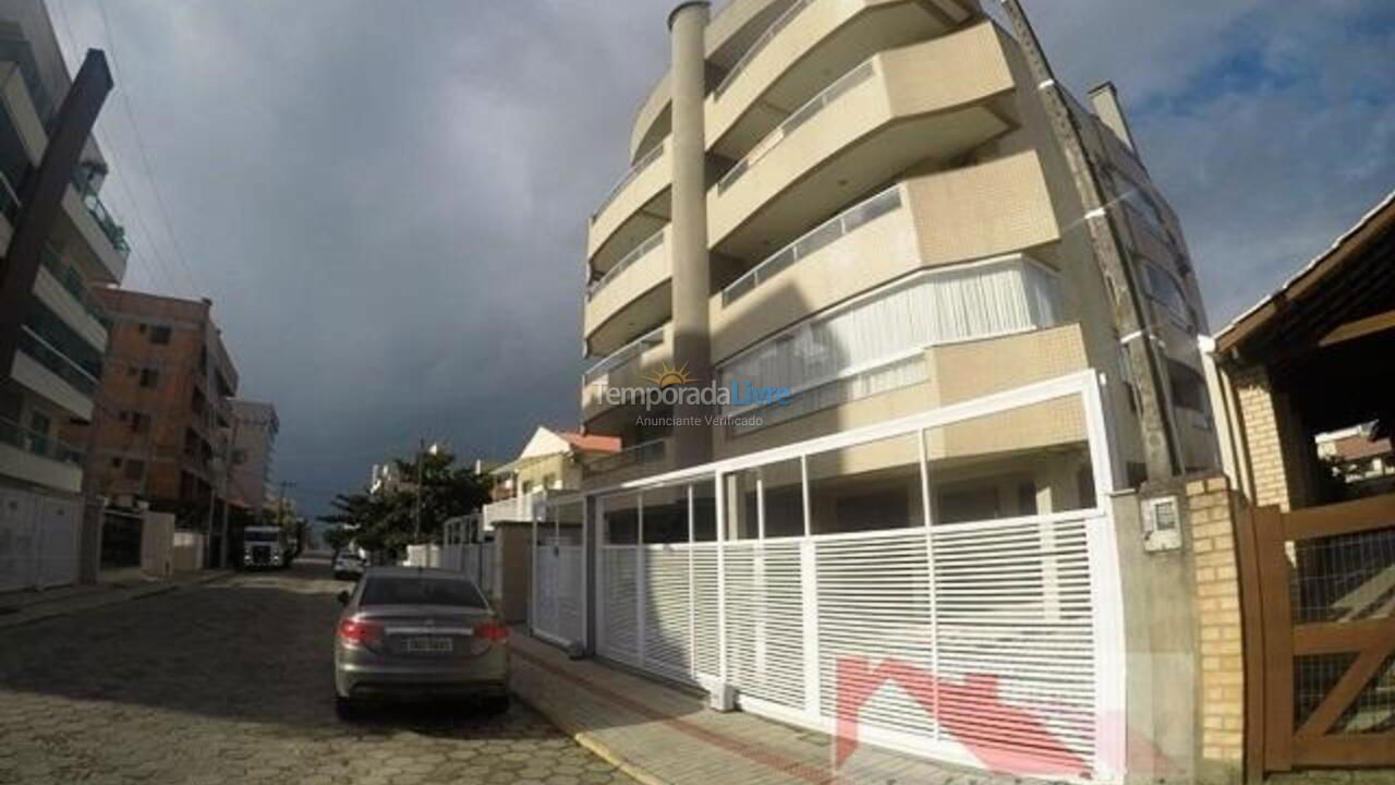 Apartment for vacation rental in Bombinhas (Praia de Bombas)