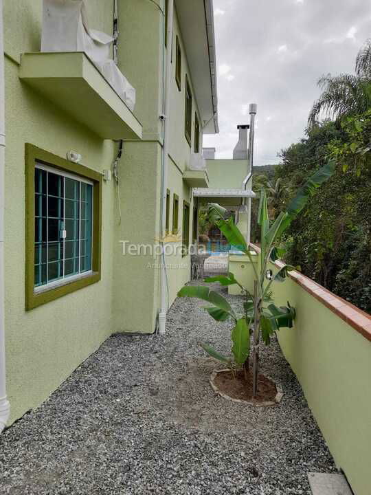 Apartment for vacation rental in Bombinhas (Mariscal)