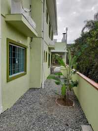 HOUSE ON MARISCAL BEACH - BOMBINHAS - SANTA CATARINA