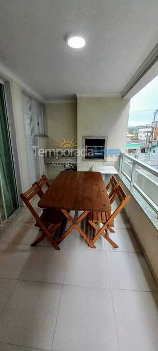 Apartamento para aluguel de temporada em Bombinhas (Praia de Bombas)