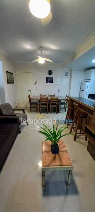 Apartamento para aluguel de temporada em Bombinhas (Praia de Bombas)
