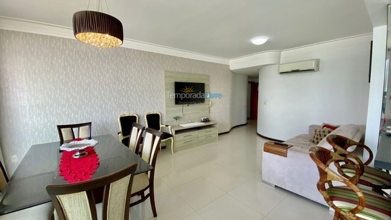 Apartment for vacation rental in Itapema (Meia Praia)