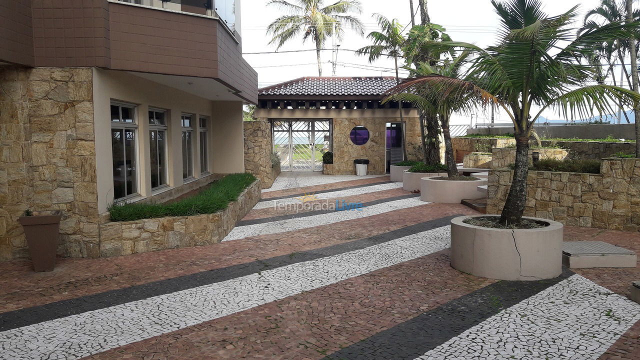 Apartamento para aluguel de temporada em Caraguatatuba (Massaguaçu)