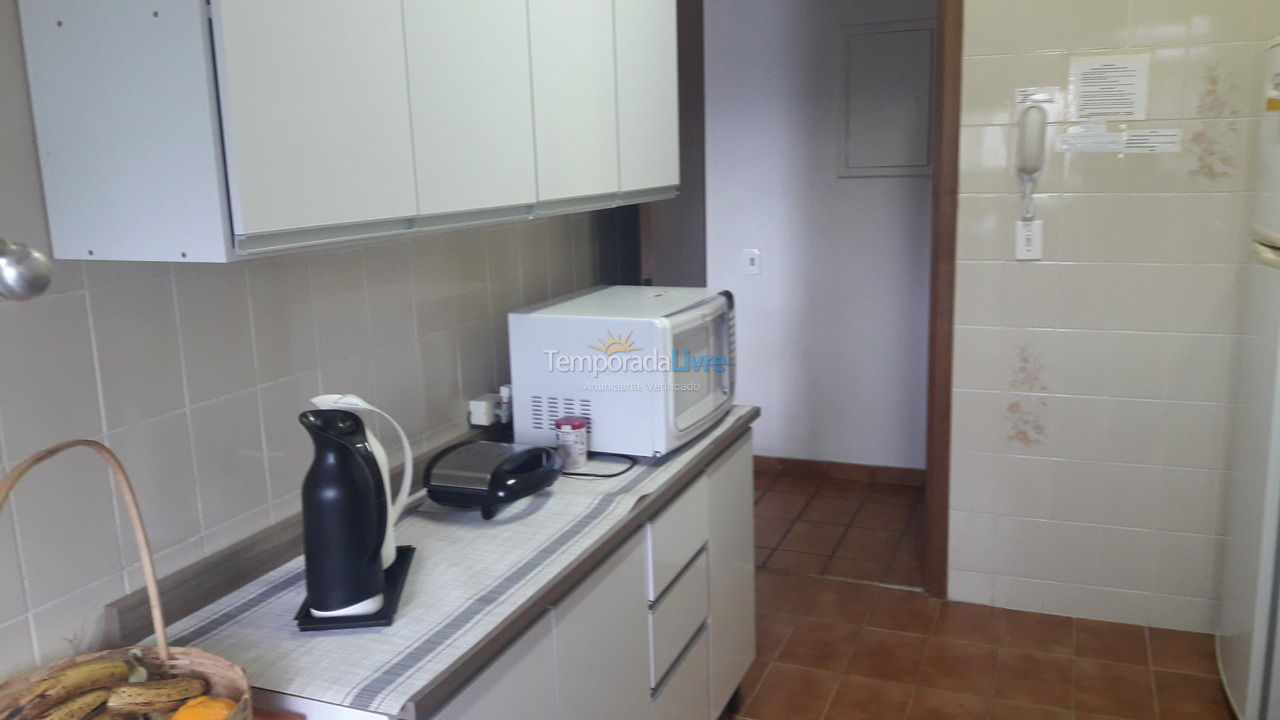Apartamento para aluguel de temporada em Caraguatatuba (Massaguaçu)