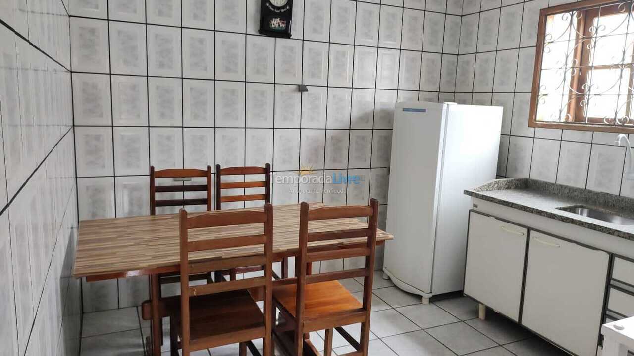 Casa para alquiler de vacaciones em Ilhabela (água Branca)