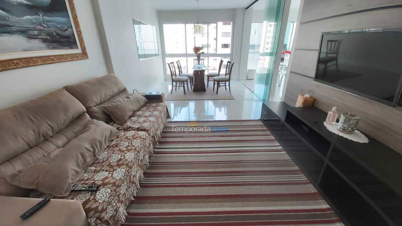 Apartamento para aluguel de temporada em Itapema (Meia Praia)