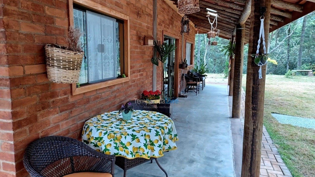 House for vacation rental in Gonçalves (Terra Fria)