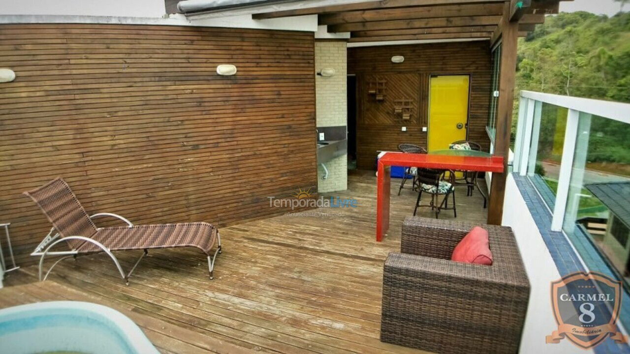 Apartamento para alquiler de vacaciones em Bombinhas (Praia de Quatro Ilhas)