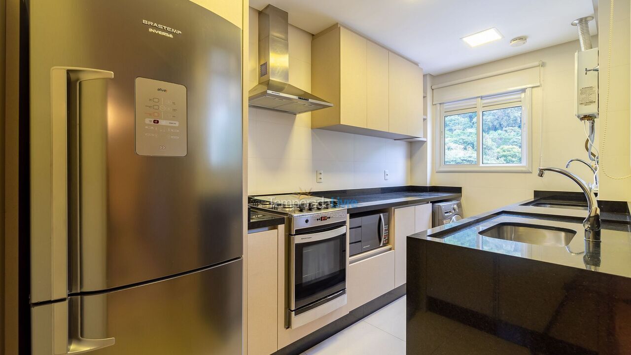 Apartamento para alquiler de vacaciones em Bombinhas (Praia de Bombas)