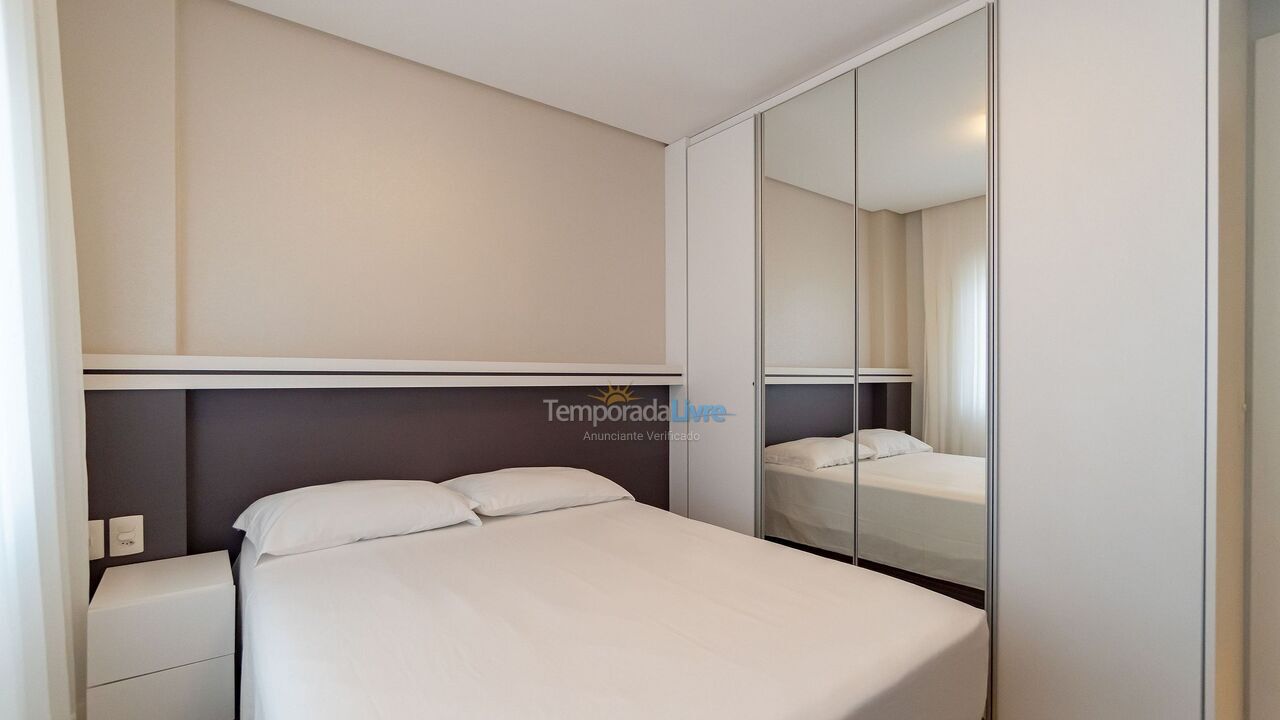 Apartamento para alquiler de vacaciones em Bombinhas (Praia de Bombas)
