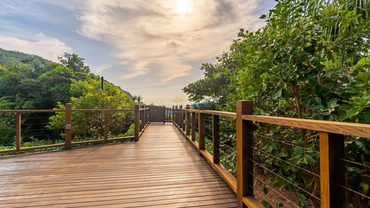 Apartamento para alquiler de vacaciones em Bombinhas (Praia de Bombas)