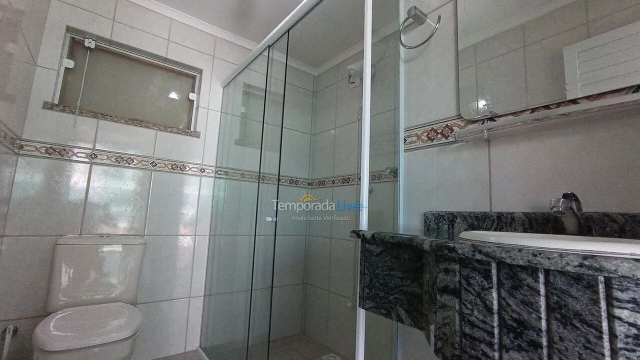 Apartamento para aluguel de temporada em Bombinhas (Praia de Bombas)