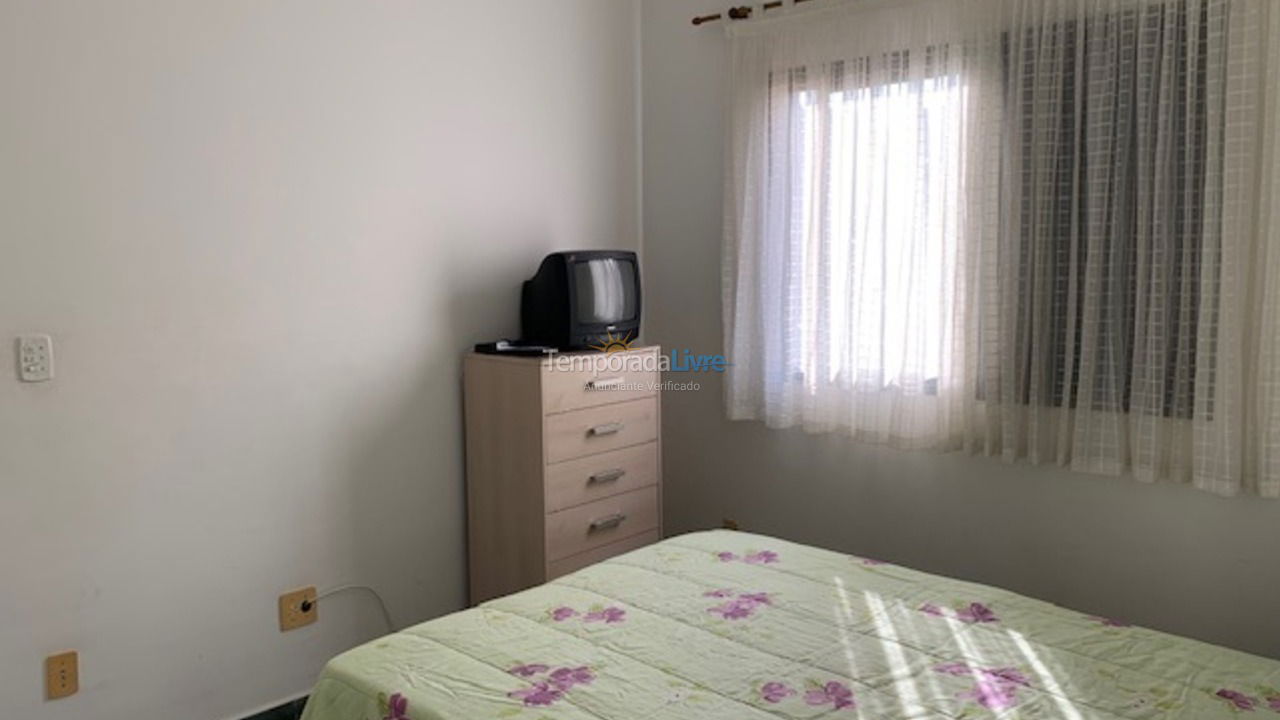 Apartamento para aluguel de temporada em Guarujá (Enseada)