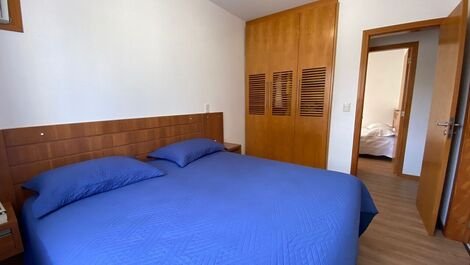 Apartamento com 4 dormitórios praia de Bombas Bombinhas SC