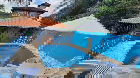 Casa para alugar em São Sebastião - Praia da Boracéia