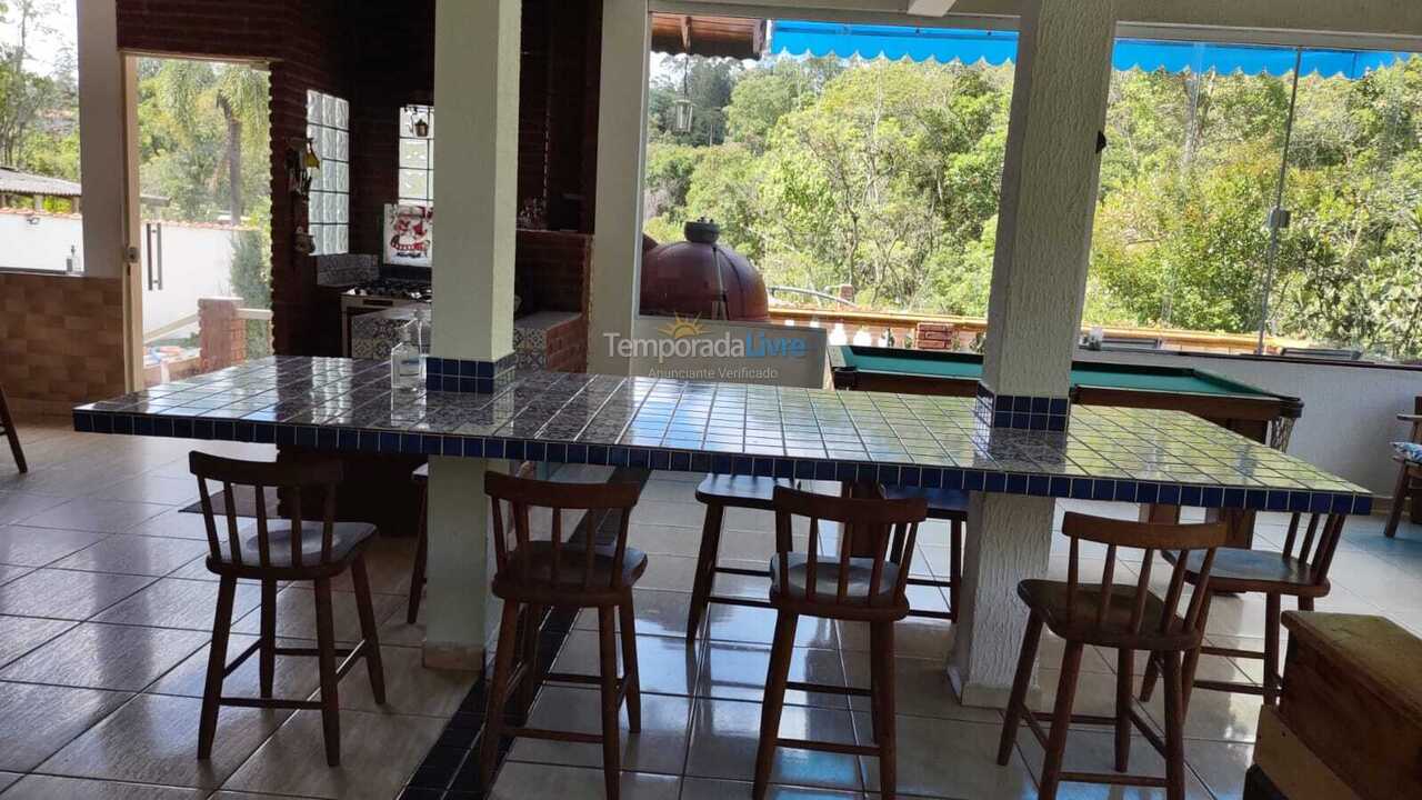 Ranch for vacation rental in Suzano (Palmeiras)