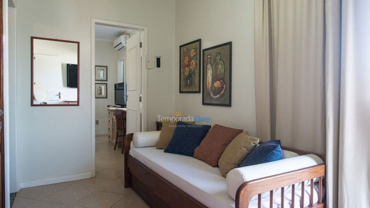 Apartamento para aluguel de temporada em Cabo Frio (Praia do Forte)