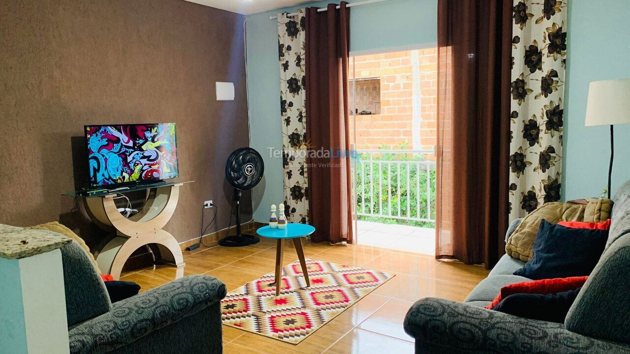 Casa para aluguel de temporada em Ubatuba (Mato dentro)