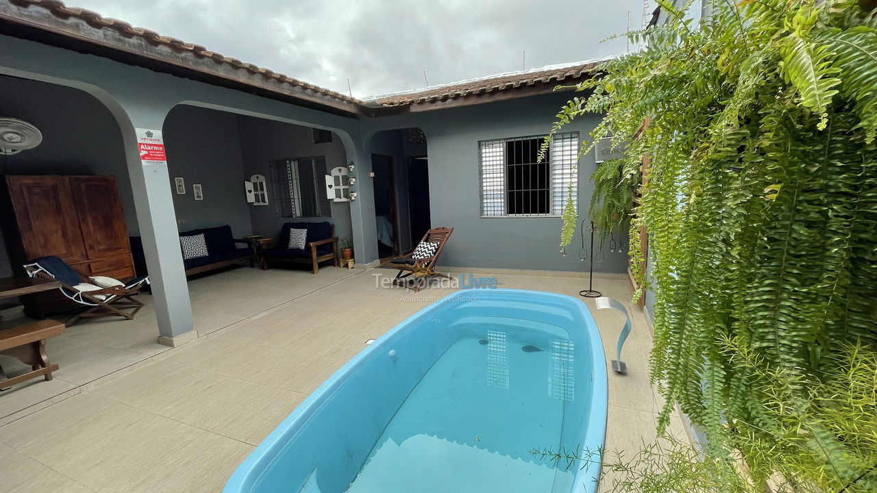 House for vacation rental in Bertioga (Jardim Indaiá)