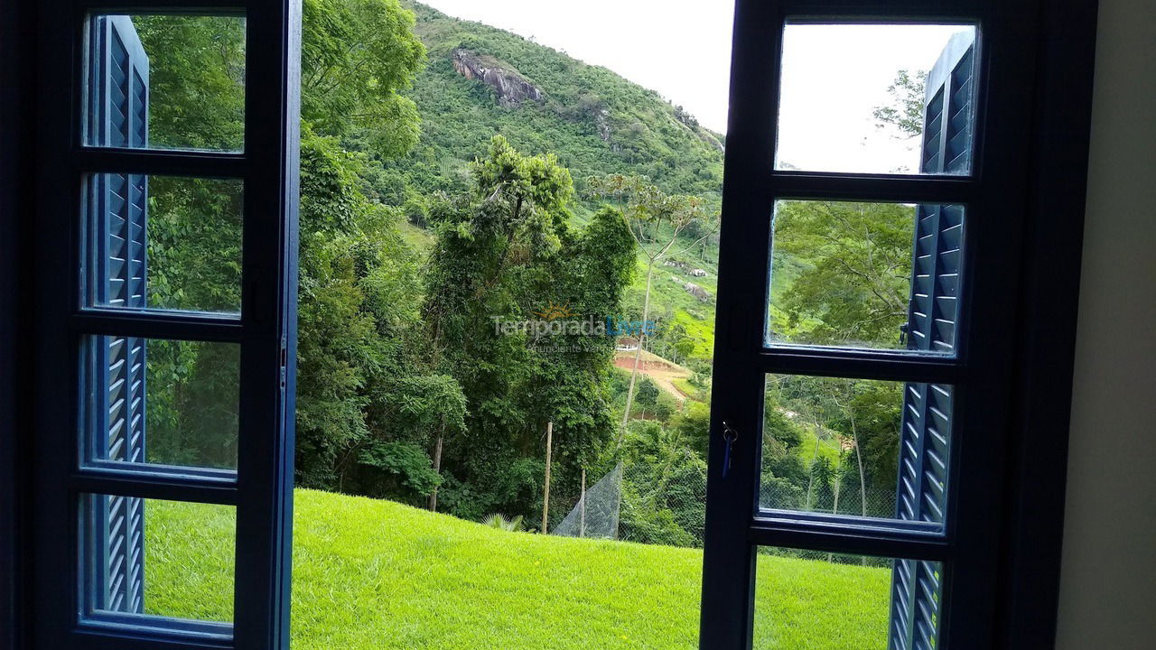 Casa para aluguel de temporada em Petrópolis (Secretário)