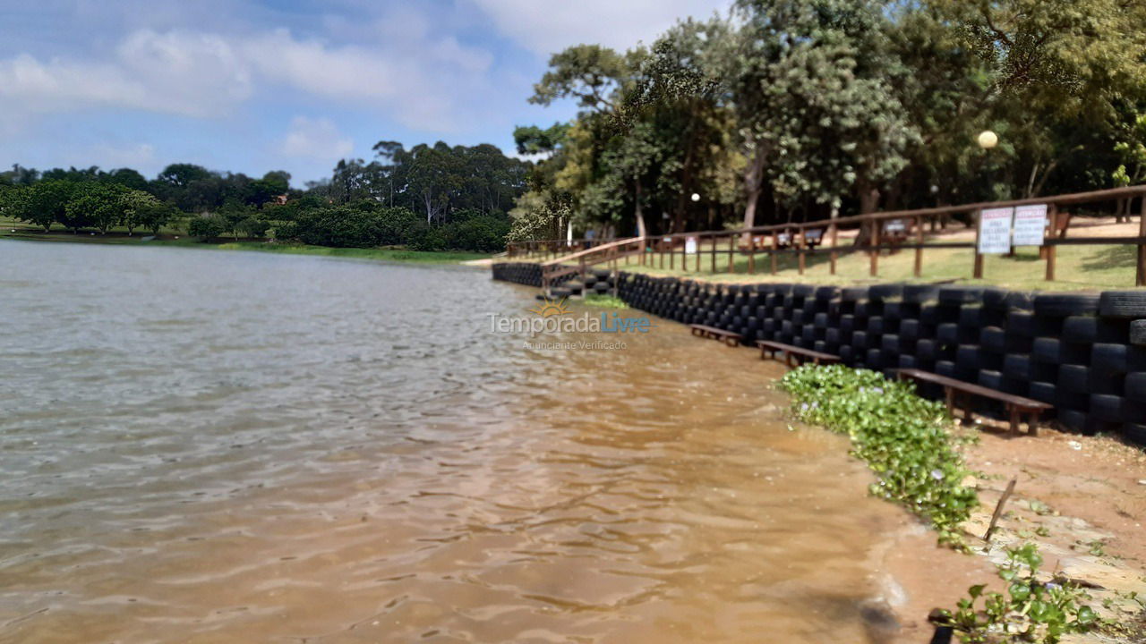 Casa para alquiler de vacaciones em Dois Córregos (Três Rios)