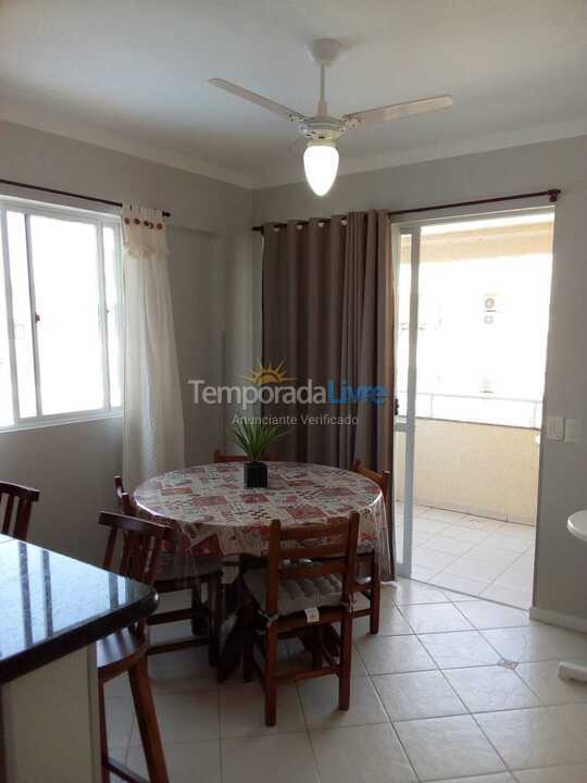 Apartamento para aluguel de temporada em Bombinhas (Praia de Bombas)
