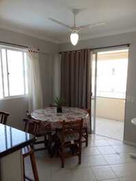 Apartamento 2 dormitórios em Bombas