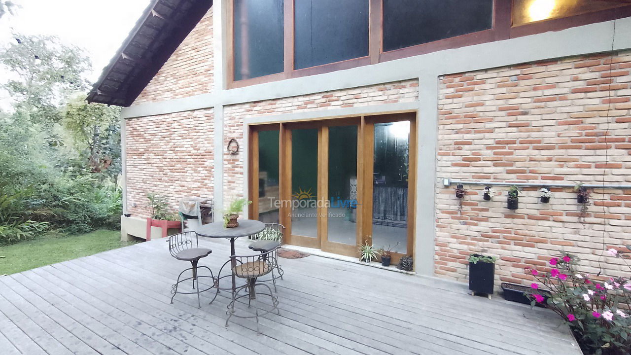 Casa para alquiler de vacaciones em Passa Vinte (Carlos Euler)