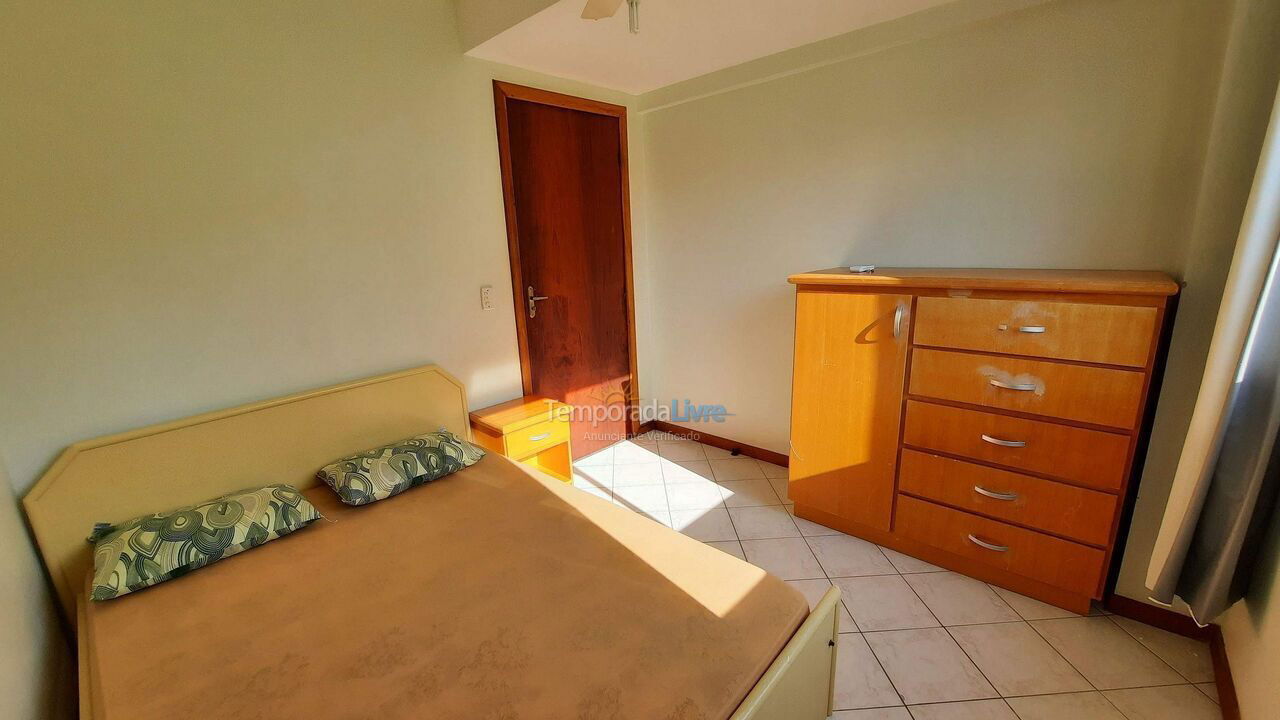 Apartamento para alquiler de vacaciones em Bombinhas (Praia de Bombas)