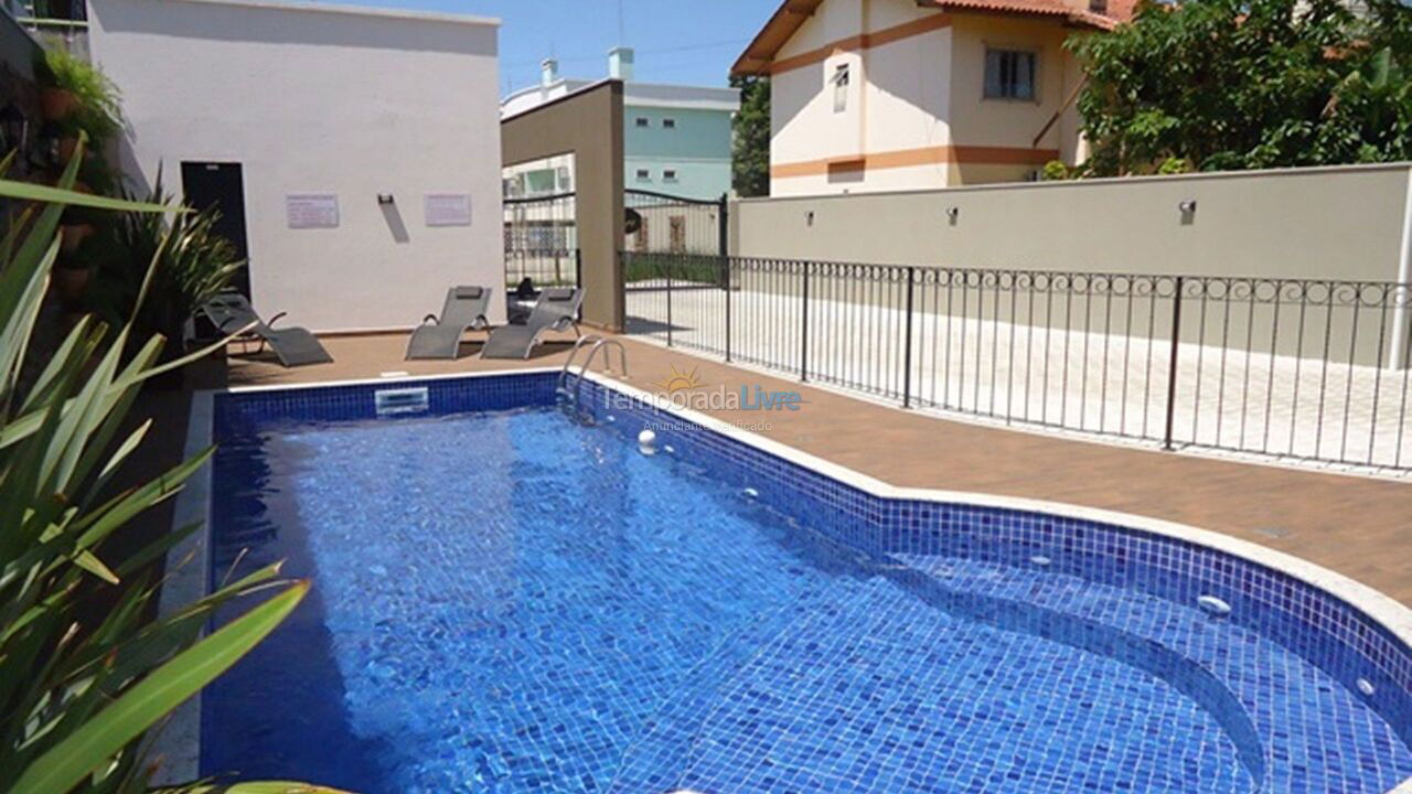 Apartment for vacation rental in Bombinhas (Praia de Bombas)