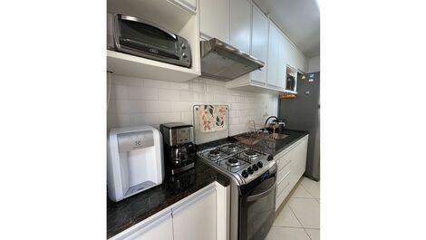 House with swimming pool, 300 mt from the sea, do everything on foot!