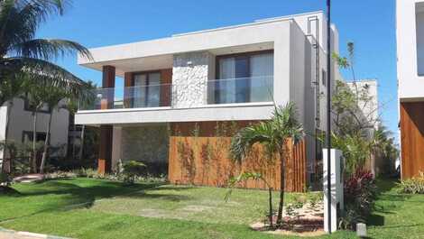 HOUSE PÉ NA AREIA (SEA FRONT) 8 SUITES GUARAJUBA CLOSED CONDOMINIUM