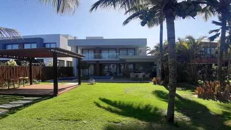 HOUSE PÉ NA AREIA (SEA FRONT) 8 SUITES GUARAJUBA CLOSED CONDOMINIUM