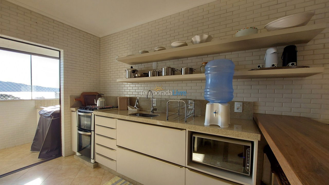 Apartment for vacation rental in Bombinhas (Praia de Bombas)