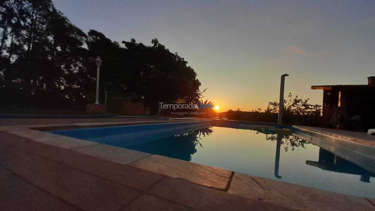 Chácara / sítio para aluguel de temporada em Mairinque (Condomínio Recanto do Sol)