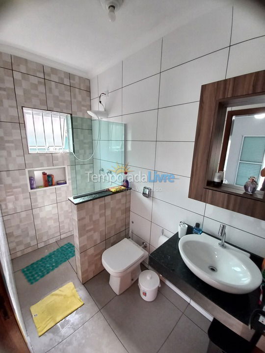 Casa para aluguel de temporada em Ubatuba (Maranduba)
