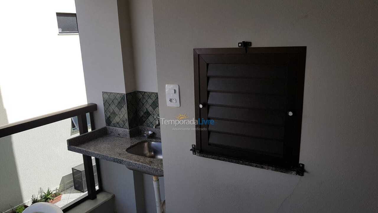 Apartamento para aluguel de temporada em Bombinhas (Praia de Bombas)