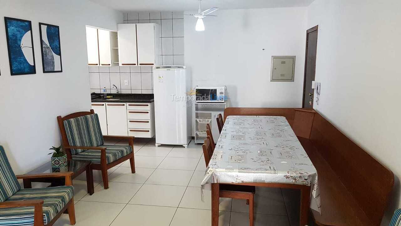 Apartamento para aluguel de temporada em Bombinhas (Praia de Bombas)