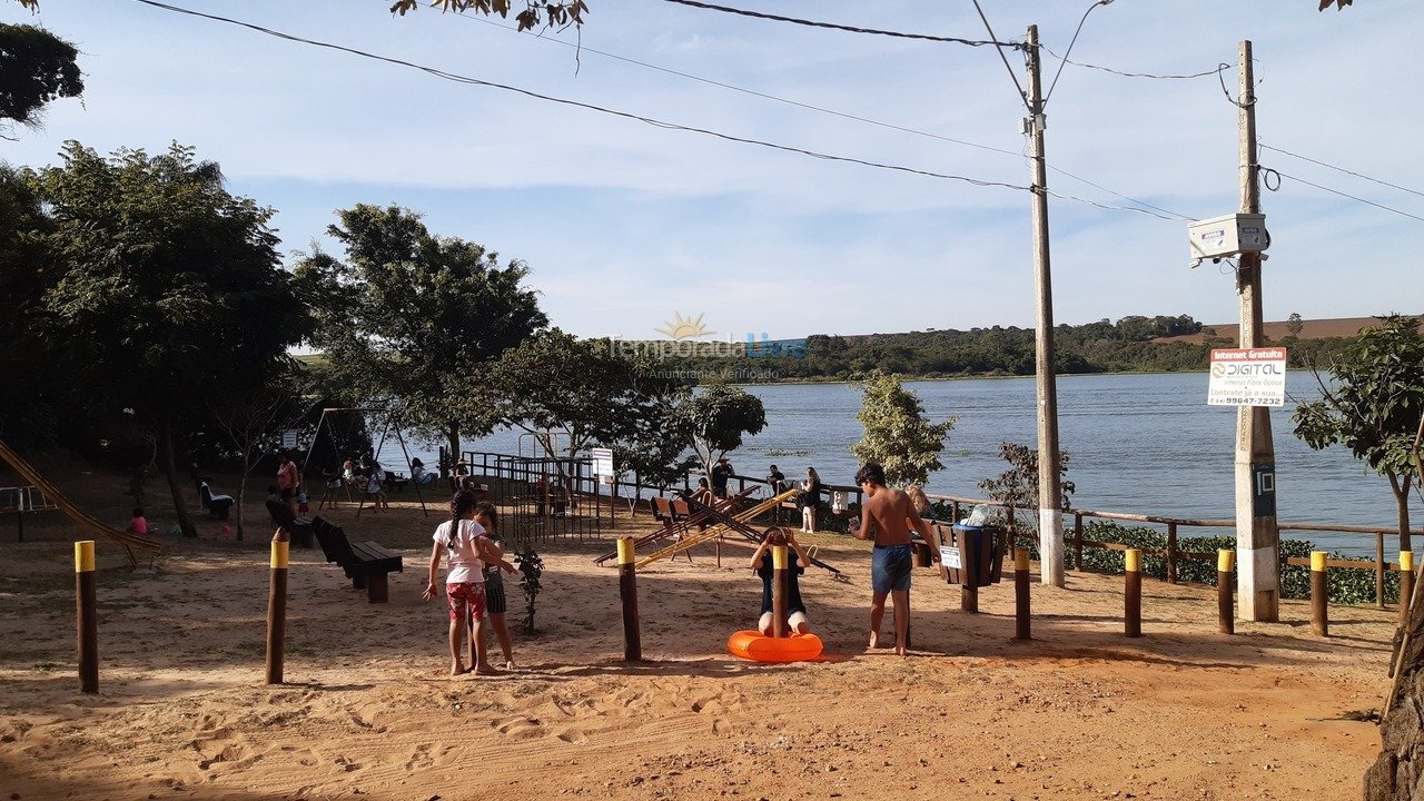 Casa para alquiler de vacaciones em Dois Córregos (Três Rios)