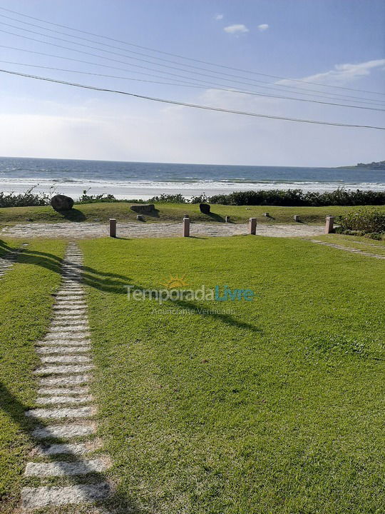 Casa para aluguel de temporada em Garopaba (Morrinhos)