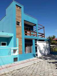 HOUSE IN CANTINHO DA PRAIA DE ZIMBROS, IN QUADRA DO MAR: