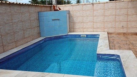 Acogedora casa de playa con piscina