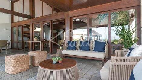 Casa junto al mar con 04 suites en Enseadinha - PE.