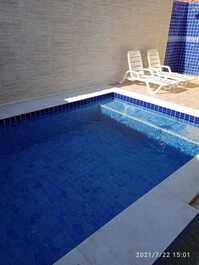 "Casa Amarela" Casa Maravilhosa com piscina em Peruíbe